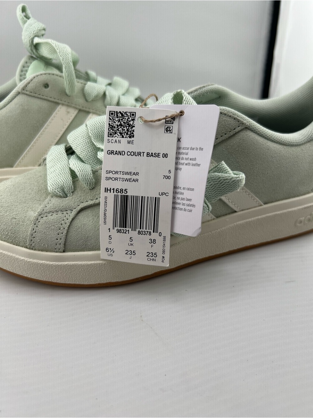 👟adidas Mint Green Suede Low-Top Sneakers - Picture 3 of 11